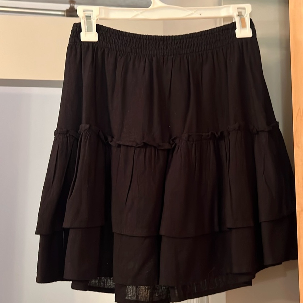 Abercrombie & Fitch black skirt